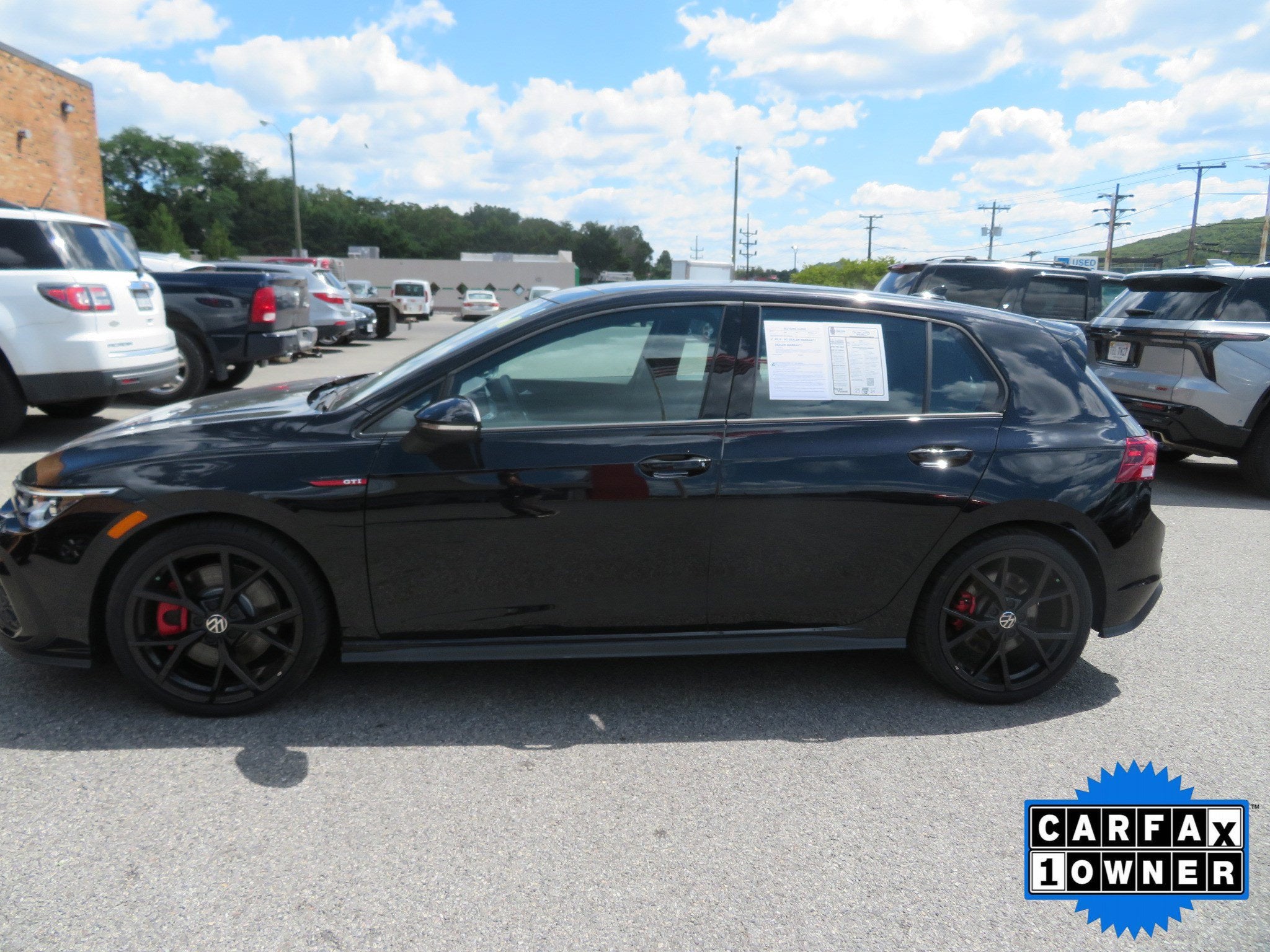 2024 Volkswagen Golf GTI SE