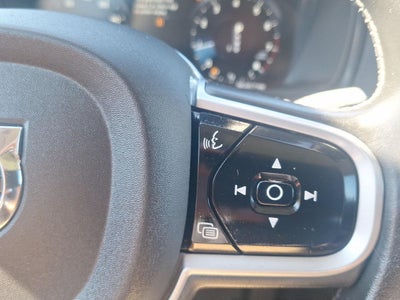 2019 Volvo XC90 Momentum