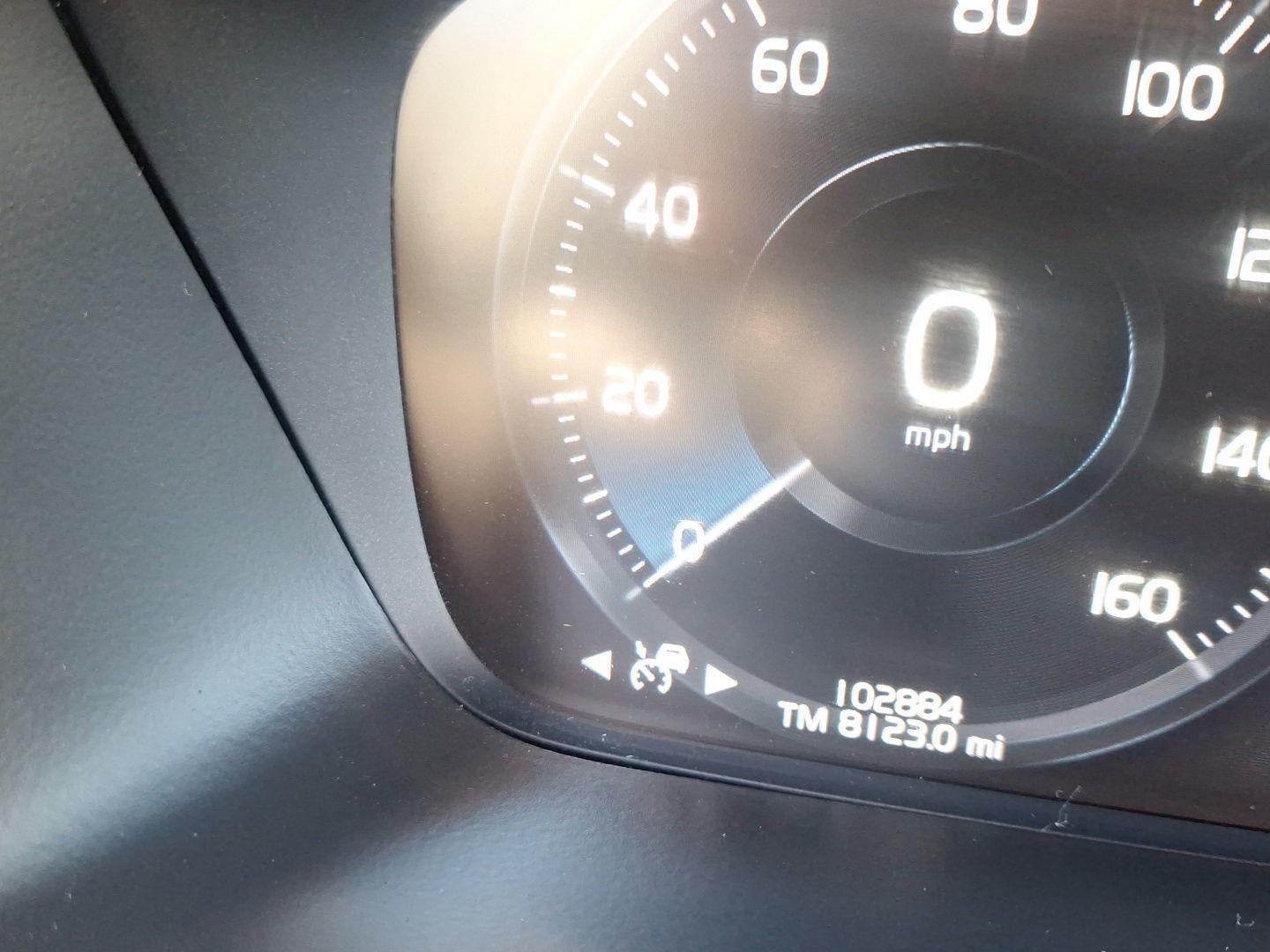 2019 Volvo XC90 Momentum